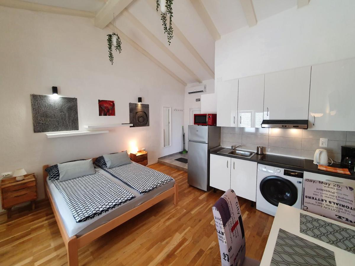 Villa Carmen Draga Bašćanska Esterno foto